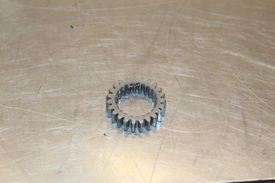 2003 Kawasaki KX65 ENGINE WATER PUMP GEAR H116 - Image 3 of 4