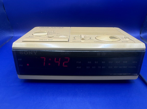 Vintage - Sony Dream Machine Alarm Clock Radio ICF-C3W - TESTED WORKS - Picture 2 of 7