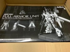 新品　PG 1/60 UNICORN GUNDAM PERFECTIBILITY s-l1200.jpg
