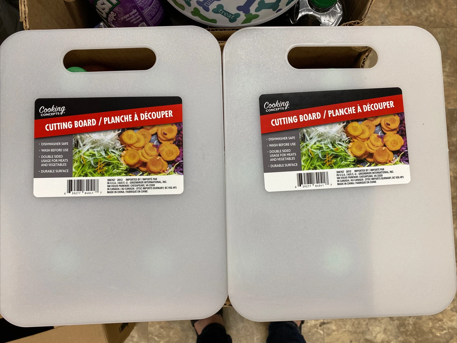 Set of 2 Kitchen Plastic Cutting Boards White 8.5"x11" w Handle Notch Board NEW!