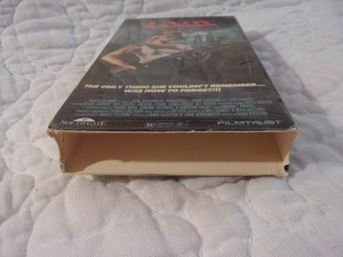 LADY AVENGER VHS 80'S ACTION CRIME DRAMA VIGILANTE MICHELLE BAUER LOS ANGELES - Picture 8 of 11