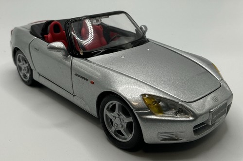 Honda  S2000 Convertible SILVER Car SCALE 1:24 SCALE MAISTO BRAND NEW  - Picture 1 of 12