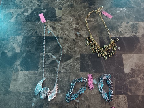 Betsey Johnson lotto di 2 bracciali teschi in metallo e 2 collane NUOVI III - Foto 9 di 12