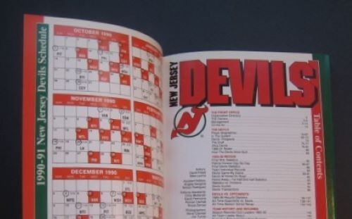 1990-91 New Jersey Devils NHL Yearbook - Picture 2 of 6