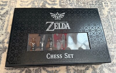 The Legend of Zelda Chess Set Nintendo Collectible - Complete Great Condition