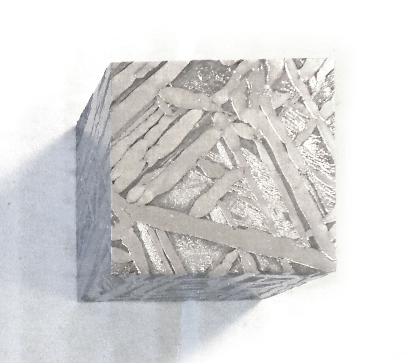 Meteorite Seymchan etched cut cube 179 grams, 28 mm, very nice structure - Picture 3 of 6