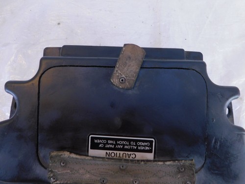 1983-1985 Yamaha Venture Royale 1200 XVZ12 Rear Storage Compartment Box w/ Lid - Picture 7 of 9