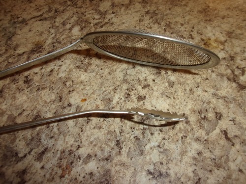 Stainless Steel Slotted Spoon or Strainer Dounut Strainer Spoon - Picture 4 of 5