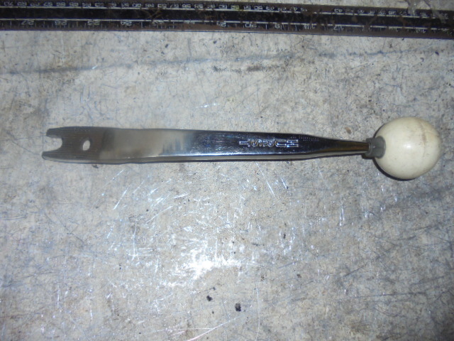 Picture 2 of 3