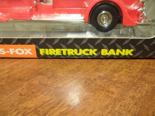 ERTL John Deere 1937 Ahrens-Fox Firetruck Bank 1:30 Scale Replica #5773 NIB - Picture 3 of 12