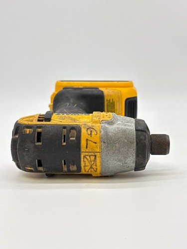 DEWALT DCF885B 20-Volt MAX Lithium-Ion 1/4-Inch Impact Driver w/ Charger & Batte - Picture 6 of 8
