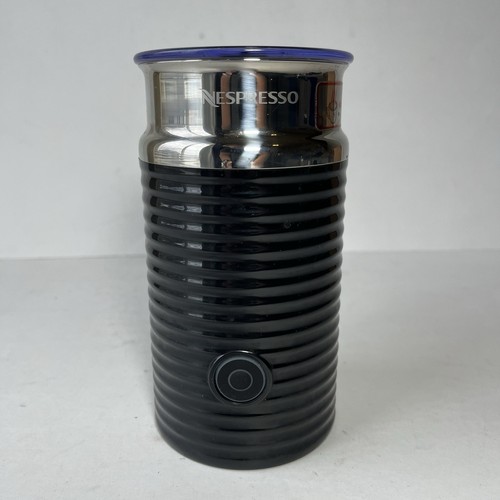 Nespresso Aeroccino 3 Espumador de Leche Contenedor Taza, Batidor, Tapa Modelo 3594 Sin Base - Imagen 2 de 6