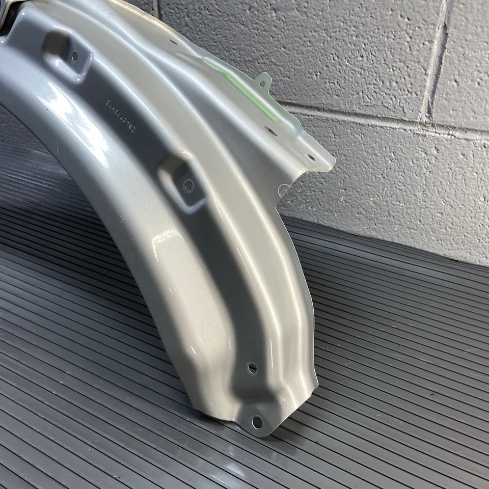 Guardabarros delantero derecho Mini Cooper Countryman 2011-2016 plateado OEM *NOTA* Foto 3 de 4