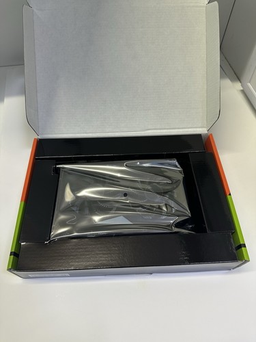 Gigabyte Geforce Rtx 3050 Windforce oc 6g NEW - Picture 2 of 4