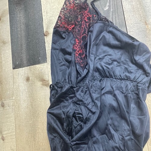 Vintage Darling Body Fashions XL Jumpsuit Romper Lingerie Gothic Black & Red - Picture 6 of 9