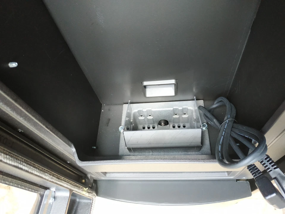 NUOVA stufa a pellet valencia s1 plus 11,5KW autopulente rossa ditta karmek one - Immagine 3 di 4