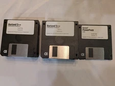 Borland C++ 4.0 for DOS, Windows, and Windows NT disks - Untested