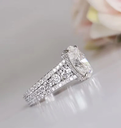 Anillo con racimo de diamantes cultivados en laboratorio de corte ovalado de 4,50 TCW para dama nupcial de oro blanco de 14 k - Imagen 2 de 14