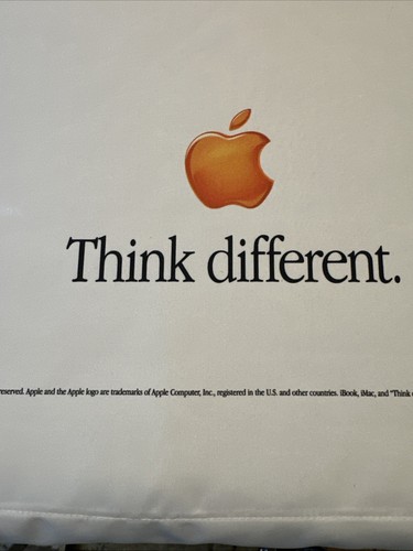 Póster de banner de tela de doble cara de Apple iMac to go, presentamos iBook 1999 - Imagen 10 de 13