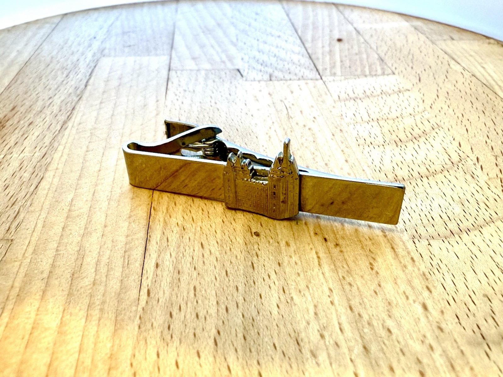Picture 1 of 2