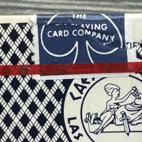 Sealed Caesars Palace Casino Bee Club Poker Unopened Playing Cards vTg USPCC - Picture 6 of 9