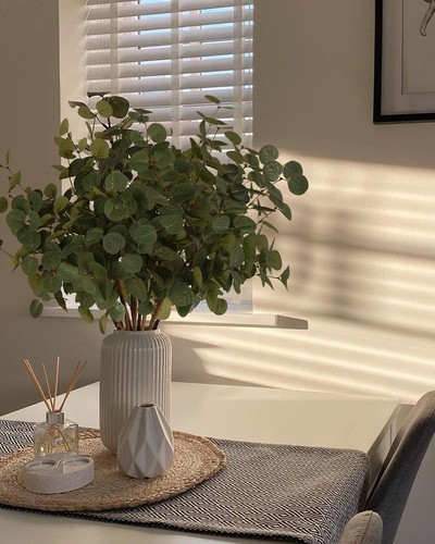 Beferr 6Pcs Artificial Eucalyptus Stems Tall 24" Faux - Picture 5 of 7