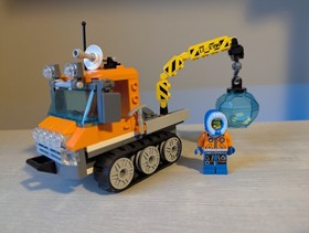 LEGO CITY LOT: Tow Truck, Crawler, Snowmobile (7638 60033 60032) w/Instructions