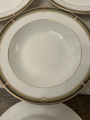 Wedgwood Oberon rim soup bowl/plate 8" (20 cm) fine bone china lot of 4 brandNew - Picture 4 of 4