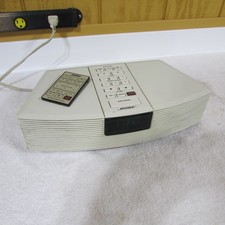 BOSE ACOUSTIC WAVE AM FM CLOCK RADIO WHITE W/ POWER,REMOTE AWR1-1W