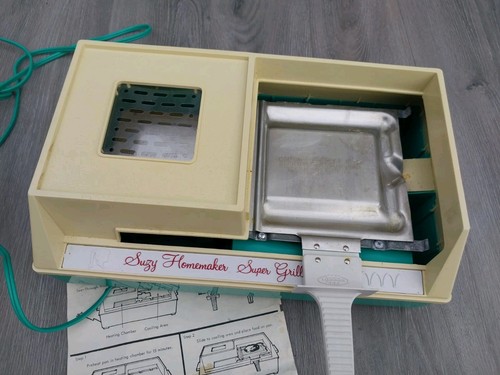 Vintage Suzy Homemaker Super-Grill in Original Box - Picture 2 of 14