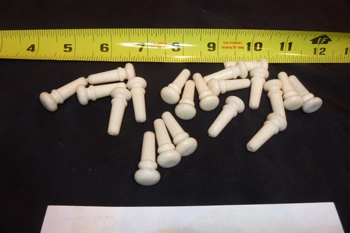 20 White Plastic Guitar End Pins - Item HB