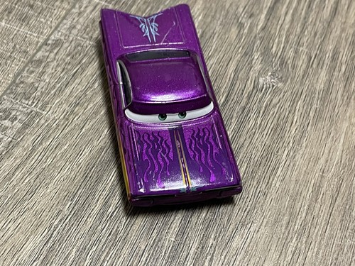 MATTEL DISNEY PIXAR CARS RAMONE 59 IMPALA #16 PURPLE WITH FLAMES - Picture 2 of 6