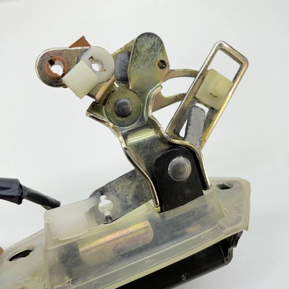 1999-2002 Suzuki Esteem Wagon Rear Trunk Hatch Gate Lid Latch Lock OEM - Image 3 of 4