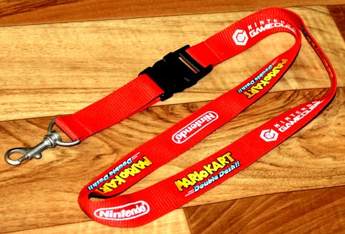 Mario Kart Double Dash !! sehr seltenes Promo Schlüsselband Nintendo GameCube  - Bild 1 von 3