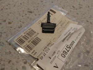 NEW-GENUINE-PORSCHE-944-968-VENT-KNOB-FOR-DASH-MOUNTED-CONTROL-UNIT
