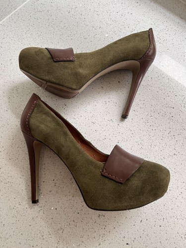 Nine West Stunning Hunter Green 100% Leather Suede Trachten Heels in Size 8 - Picture 11 of 17