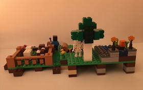 Lego Minecraft 21114 The Farm - 100% Complete w/ Instructions