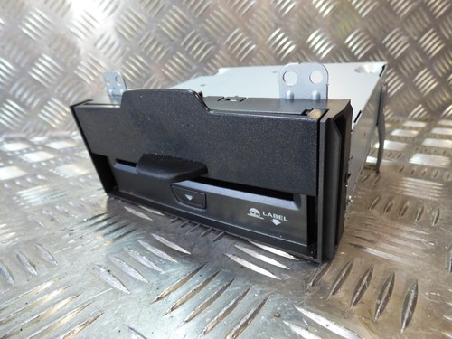 Jeep Cherokee KL 2015  CD-Wechsler CD DVD Player  _ P68225372AB _ 53342866 - Bild 1 von 6