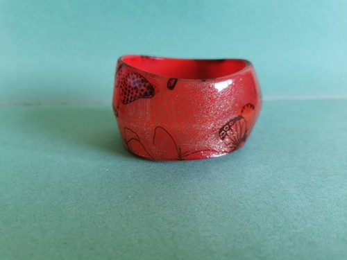 Vintage Chunky Bracelet - Acrylic Bangle Boho Retro Butterflies - Picture 5 of 5