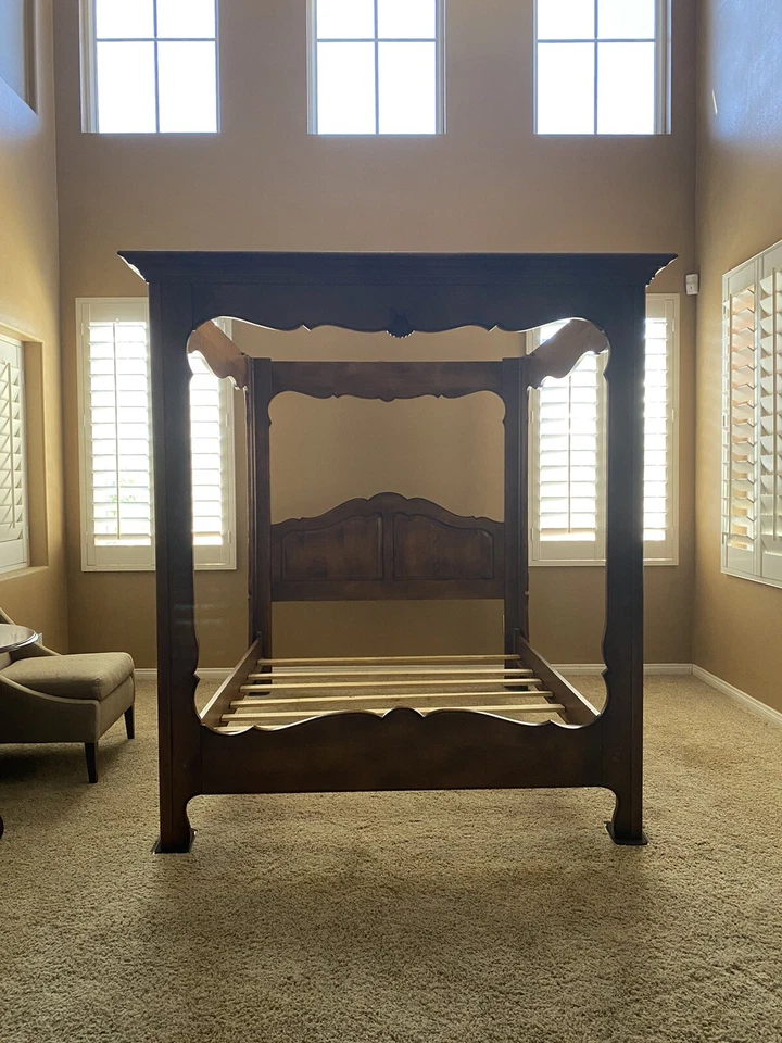 Ethan Allen Country French QUEEN Canopy Carved Poster Bed 26-5602 236 - Image 4 of 4