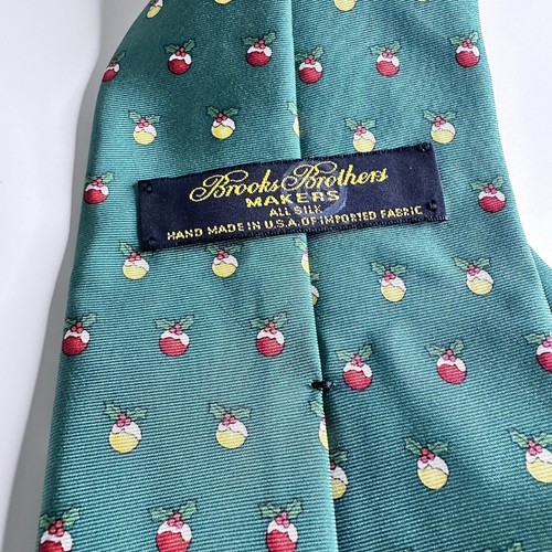 BROOKS BROTHERS Black Label Green CHRISTMAS Silk Tie Made In USA - Picture 5 of 5