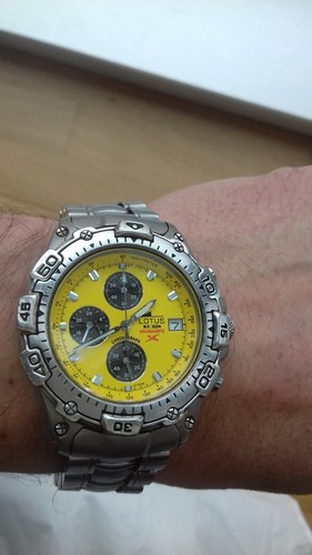 Lotus 9732 KINETIC MECAQUARTZ YELLOW DIAL CHRONOGRAPH WATCH VINTAGE MONTRE UHR - Imagen 6 de 12
