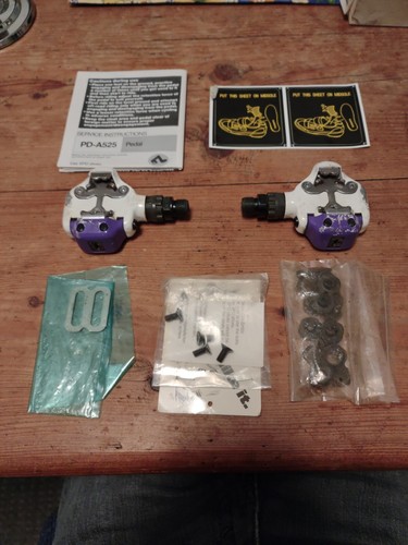 Shimano PD-A525 SPD Clipless Pedals for Road Bike or MTB, inc. SM-SH50 Cleats - Picture 4 of 4