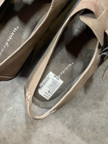Easy Spirit Women’s Light Camel Leather Mary Jane Style Shoes Size 8 1/2 - Picture 3 of 8
