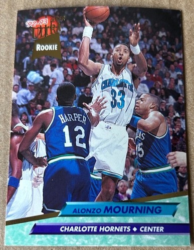 Tarjeta de novato ALONZO MOURNING HOF 1992-93 Fleer ULTRA #234 estado casi nuevo-como nuevo - Imagen 1 de 2