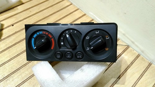 SUBARU LEGACY A/C CLIMATE CONTROL OEM 2000-2004 - Picture 1 of 12
