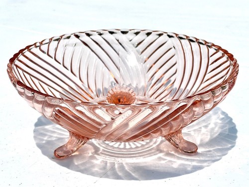 Pink Depression Glass Bowl Footed Ribbed Serving Dish - Picture 1 of 10