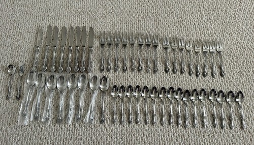 Rogers Co Stainless Flatware Korea 50 pc Set Service For 8 Unknown Pattern - Picture 2 of 7