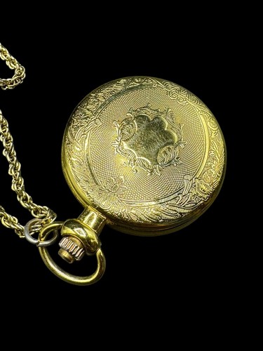 Vintage Pocket Watch Necklace Japan Movement Gold Metal 1.5" Face & 30" Chain - Picture 5 of 10