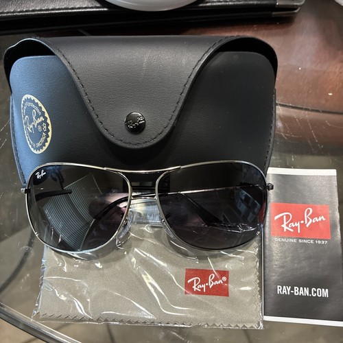 Ray-Ban Aviator 3267 nagelneue Sonnenbrille, neu gekauft, passt mir nicht